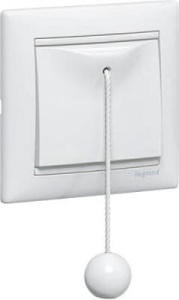 774419 Выключатель Белый Legrand Valena со шнурком