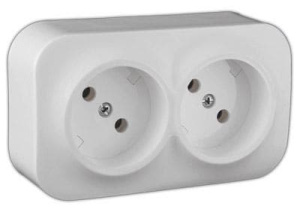 782212 Розетка 2-я без заземления Белая Legrand Quteo
