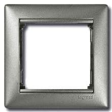 770151 Рамка Legrand Valena 1 пост Алюминий