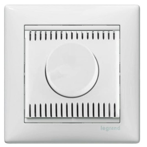 770060 Светорегулятор поворотный Белый Legrand Valena 1000W