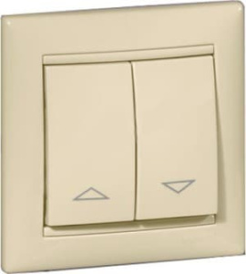 774304 Переключатель Слоновая кость Legrand Valena для управления роль ставнями с механической блокировкой