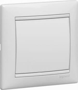 774446 Заглушка Белая Legrand Valena