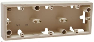 776133 Коробка Legrand Valena 3 поста для накладного монтажа Cлоновая кость