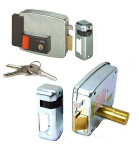 11931.60.2 Замок электромеханический накладной CISA