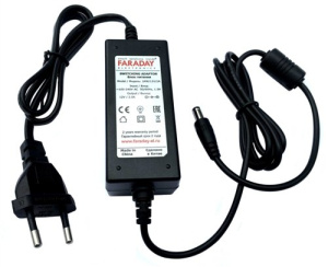24W/12V/2A Импульсный блок питания в пластиковом корпусе FARADAY